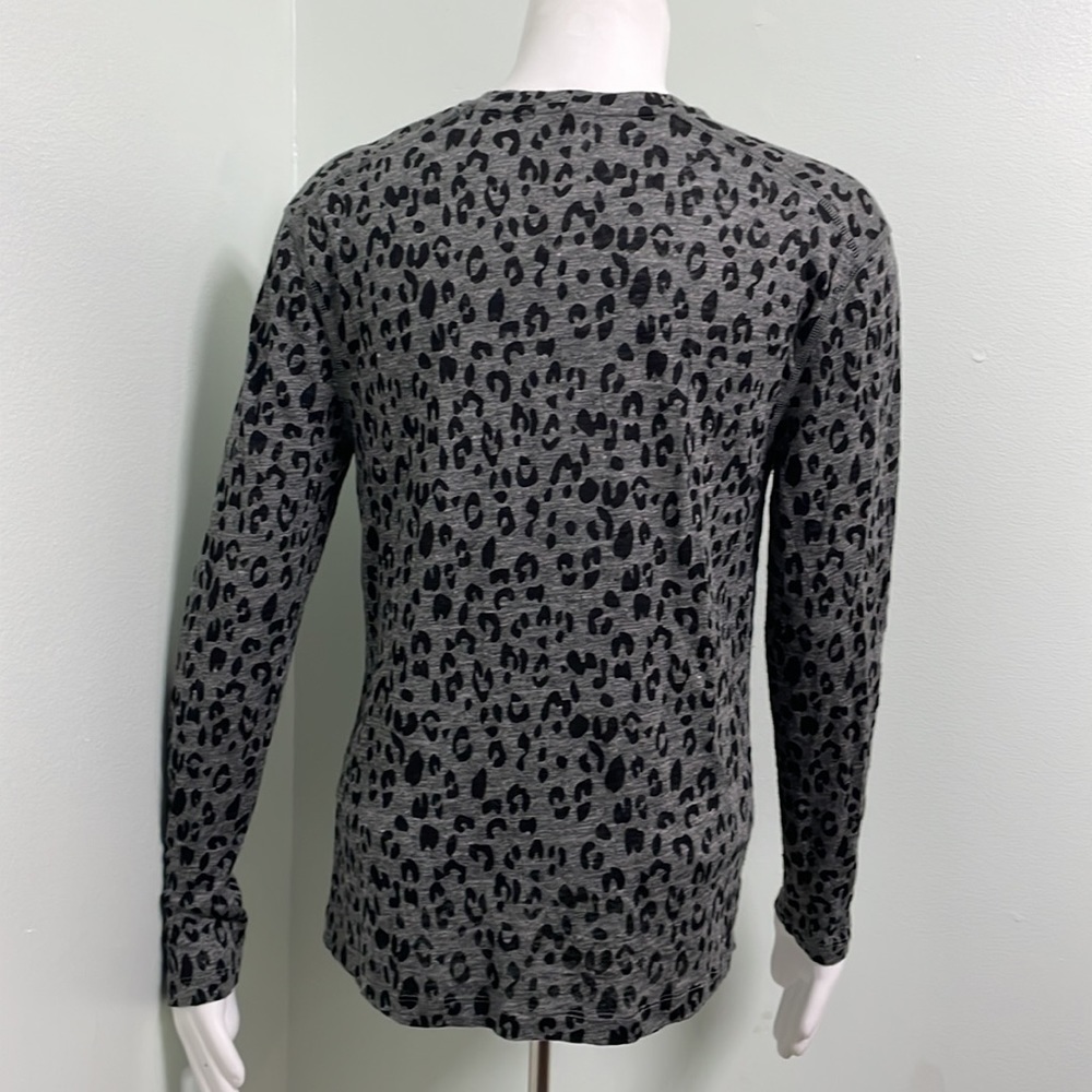 Rails Linen Charcoal Leopard Print Ls Tee Mobwife - image 7